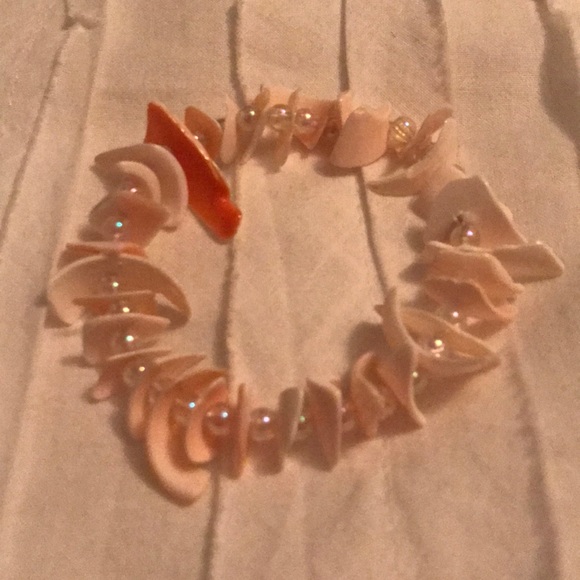 Shell Bracelets - Picture 2 of 4